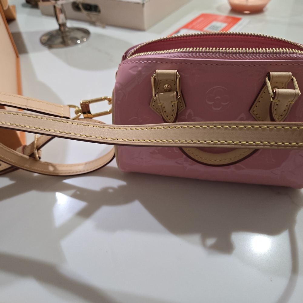Louis Vuitton Pink Mini Bag with Gold Accents - Picture 2 of 7